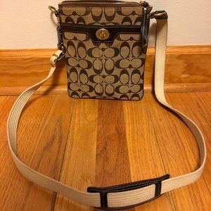 COACH Cross body purse